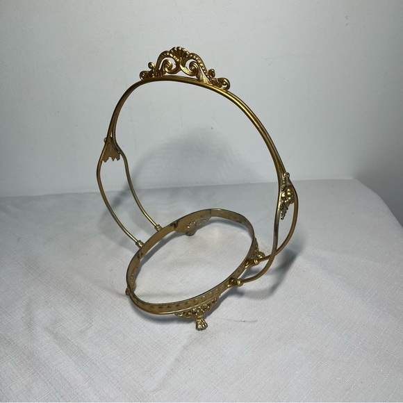ANTIQUE Bride’s Basket Gilt Glass Bowl with Victorian Silver Plate stand. - Picture 10 of 11